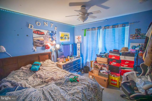 184 BIRCH HOLLOW DR, Bordentown, NJ 08505