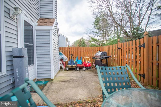 184 BIRCH HOLLOW DR, Bordentown, NJ 08505