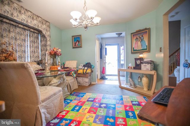 184 BIRCH HOLLOW DR, Bordentown, NJ 08505