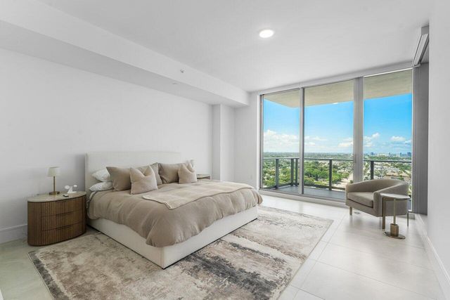 220 Lake Shore Drive 2109, Lake Park, FL 33403