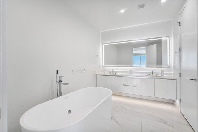 220 Lake Shore Drive 2109, Lake Park, FL 33403