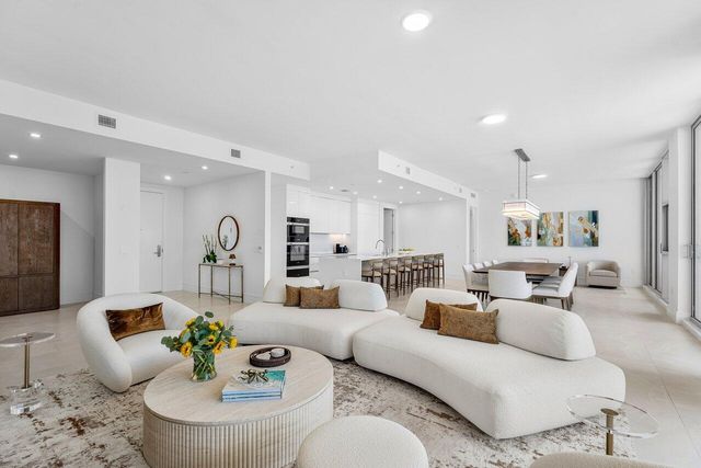 220 Lake Shore Drive 2109, Lake Park, FL 33403