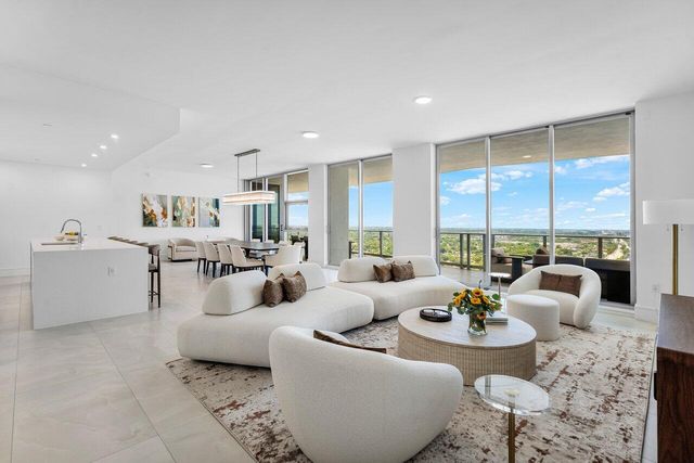 220 Lake Shore Drive 2109, Lake Park, FL 33403