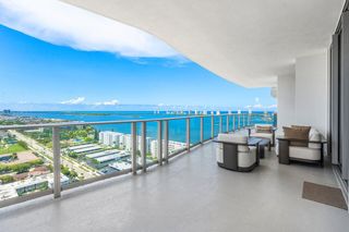 220 Lake Shore Drive 2109, Lake Park, FL 33403