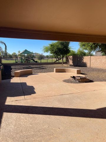 985 E Saddle, San Tan Valley, AZ 85143