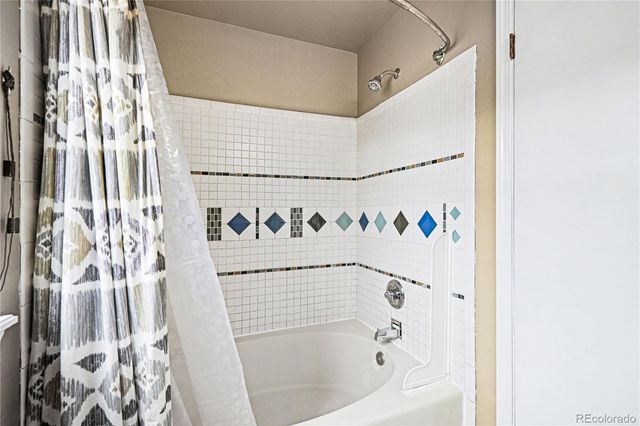 9631 W Chatfield Avenue F, Littleton, CO 80128