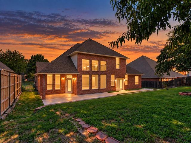 19316 Cade Court, Edmond, OK 73012