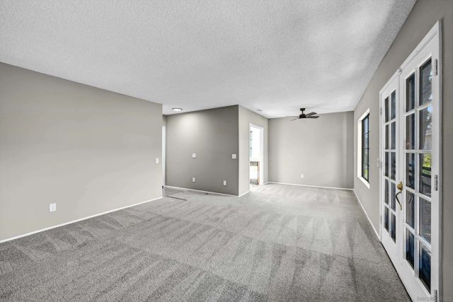 8608 Arminda Cir 43, Santee, CA 92071