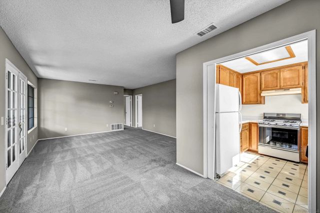8608 Arminda Cir 43, Santee, CA 92071