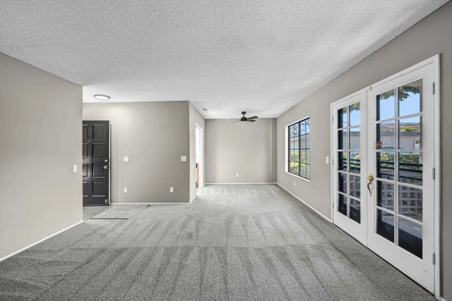 8608 Arminda Cir 43, Santee, CA 92071