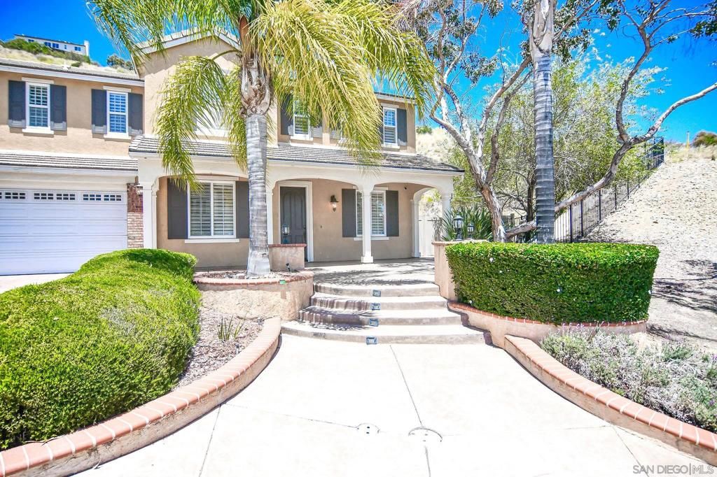 Image 1 of property listing at 3805 Sacramento Dr, La Mesa, CA 91941