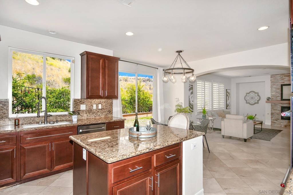 Image 34 of property listing at 3805 Sacramento Dr, La Mesa, CA 91941