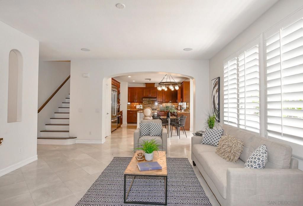 Image 42 of property listing at 3805 Sacramento Dr, La Mesa, CA 91941