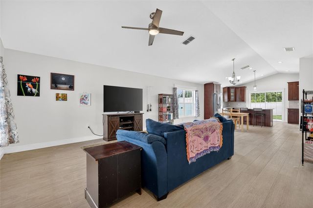 12591 NE 49TH DRIVE, Oxford, FL 34484