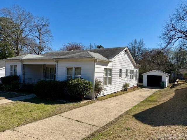 1215 W Oak Street, El Dorado, AR 71730