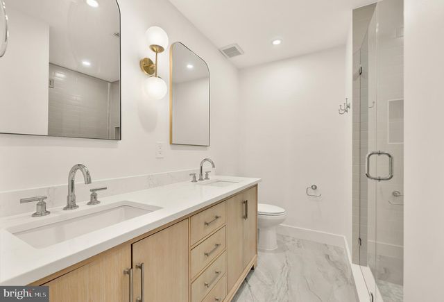 5512 FISKE PL, Alexandria, VA 22312