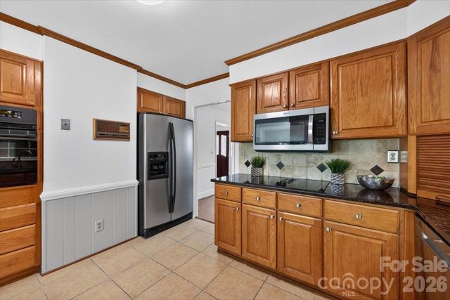 5918 Foxcrest Drive, Mint Hill, NC 28227