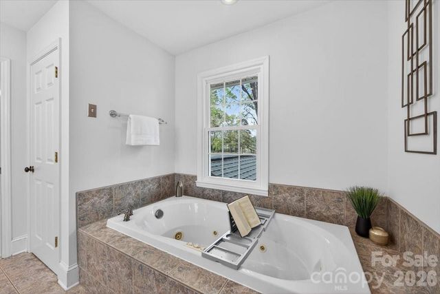 5918 Foxcrest Drive, Mint Hill, NC 28227