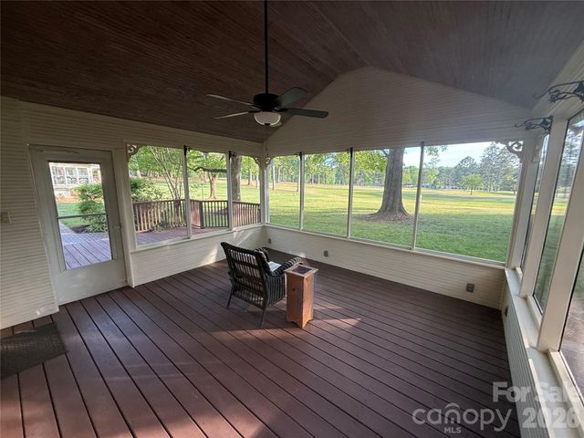 5918 Foxcrest Drive, Mint Hill, NC 28227