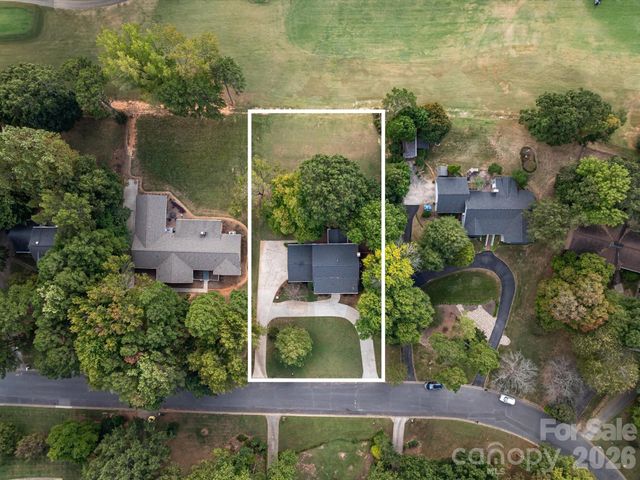 5918 Foxcrest Drive, Mint Hill, NC 28227