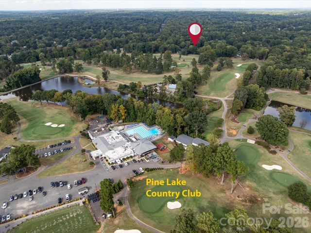 5918 Foxcrest Drive, Mint Hill, NC 28227