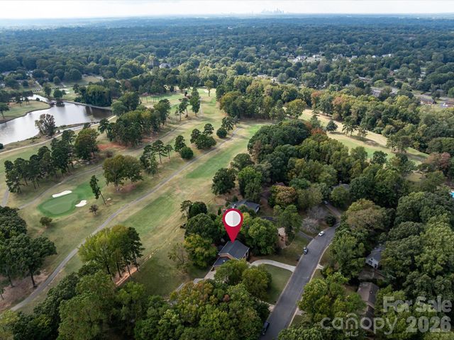 5918 Foxcrest Drive, Mint Hill, NC 28227