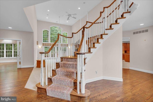 6 PINE ACRES DR, Medford, NJ 08055