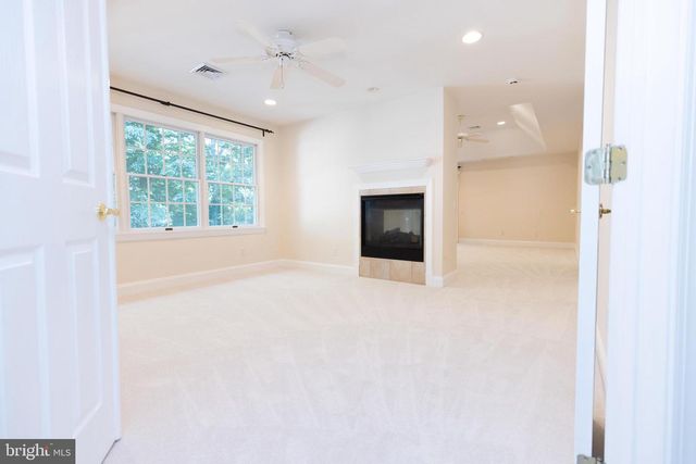 6 PINE ACRES DR, Medford, NJ 08055