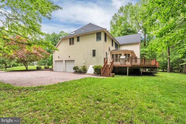 6 PINE ACRES DR, Medford, NJ 08055
