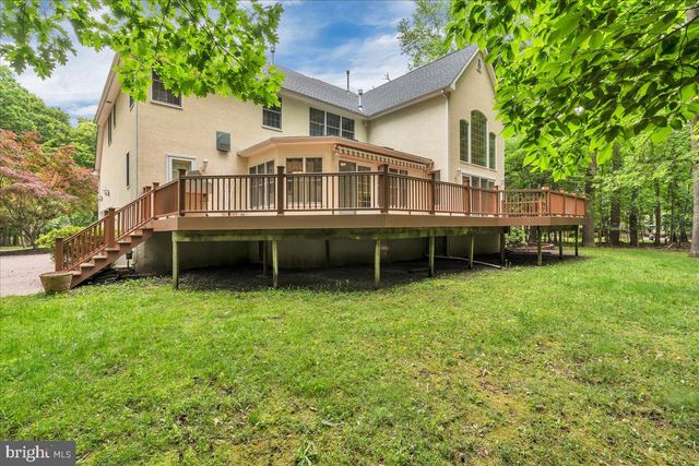6 PINE ACRES DR, Medford, NJ 08055