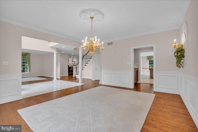 6 PINE ACRES DR, Medford, NJ 08055
