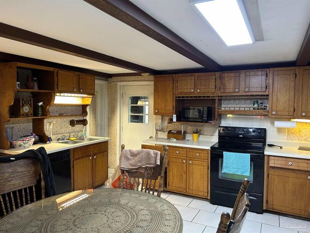 531 Chadwick St, Pensacola, FL 32503