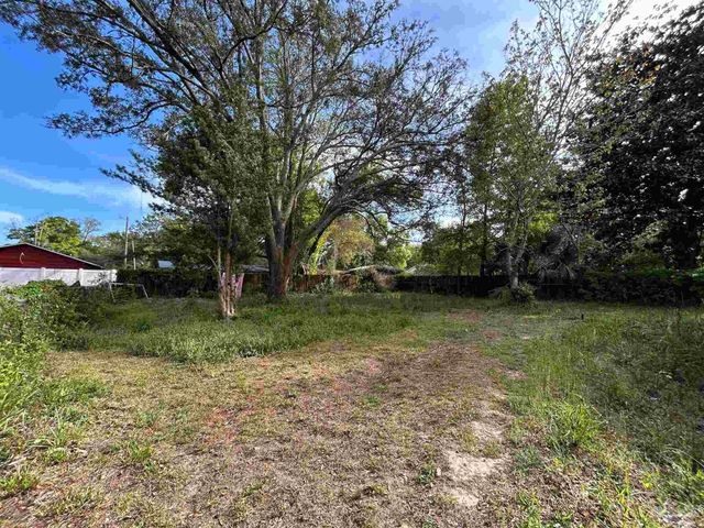 531 Chadwick St, Pensacola, FL 32503