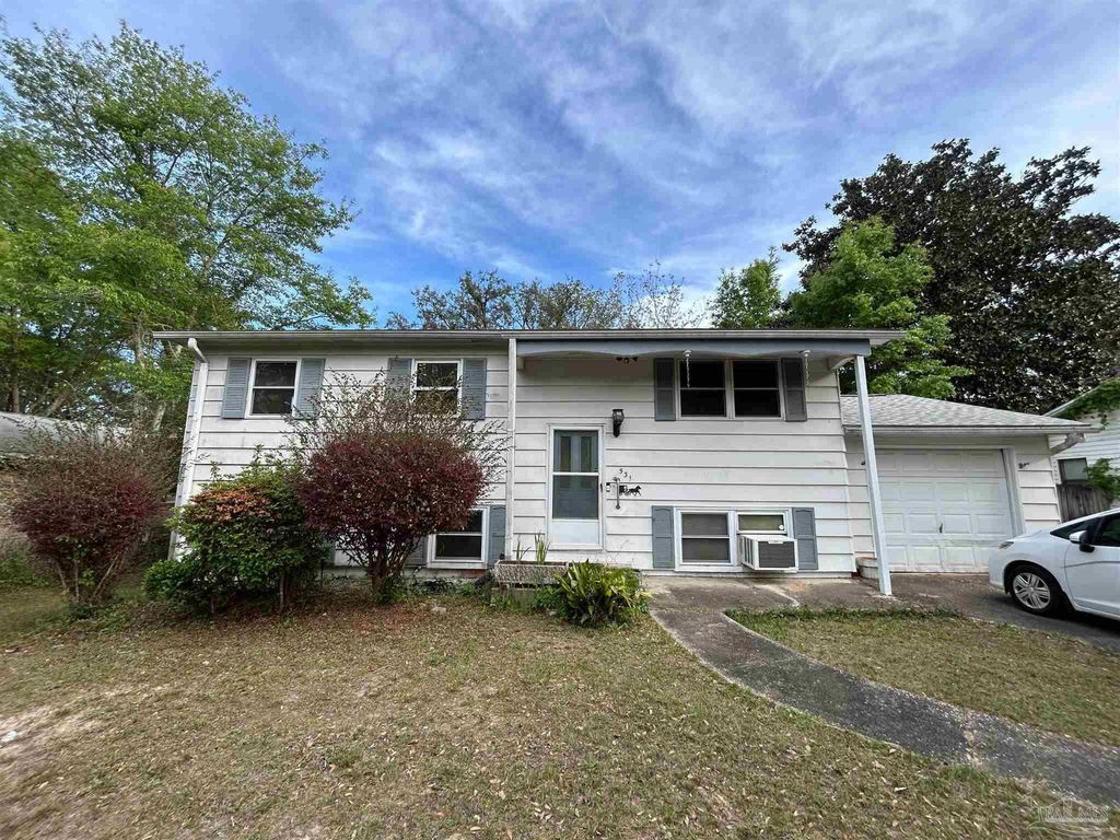 531 Chadwick St, Pensacola, FL 32503
