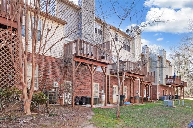 1912 N Winds Drive, Winston-salem, NC 27127