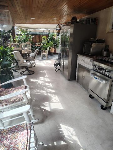 10358 NW 128th Ter, Hialeah Gardens, FL 33018