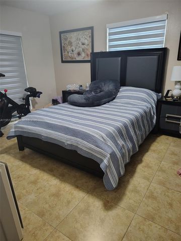 10358 NW 128th Ter, Hialeah Gardens, FL 33018