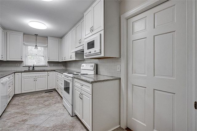 621 Mountain Road, Asheboro, NC 27205