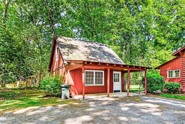 621 Mountain Road, Asheboro, NC 27205