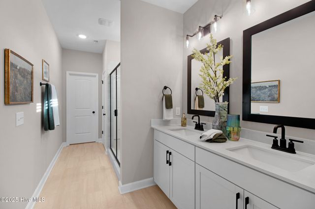 249 Cline Way Unit 114, 1809 Live Oak, Beaufort, NC 28516