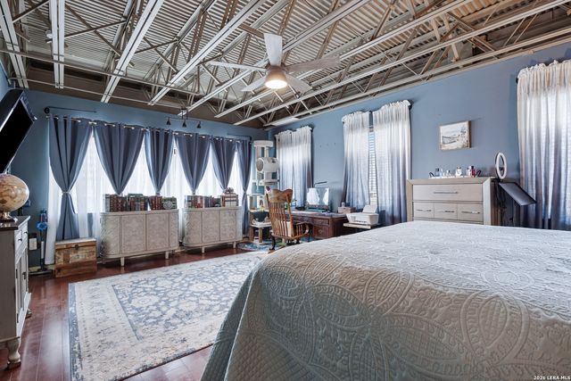 901 N Upper Broadway St Apt 201, Corpus Christi, TX 78401