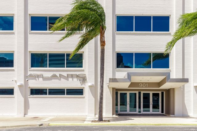 901 N Upper Broadway St Apt 201, Corpus Christi, TX 78401