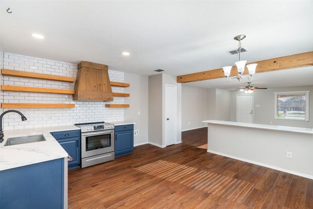 1624 Lionheart Drive, Little Elm, TX 75036