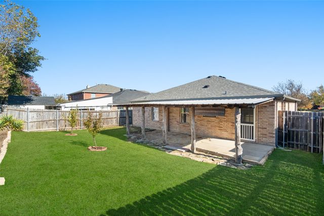 1624 Lionheart Drive, Little Elm, TX 75036