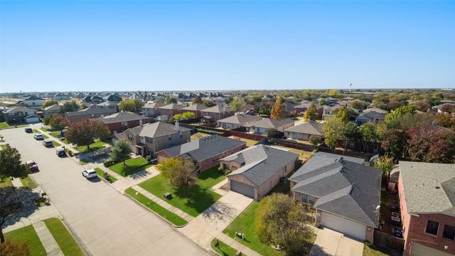 1624 Lionheart Drive, Little Elm, TX 75036