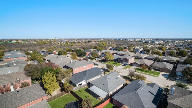 1624 Lionheart Drive, Little Elm, TX 75036