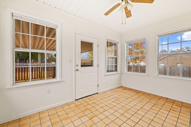 204 Oak View Drive, Cabot, AR 72023