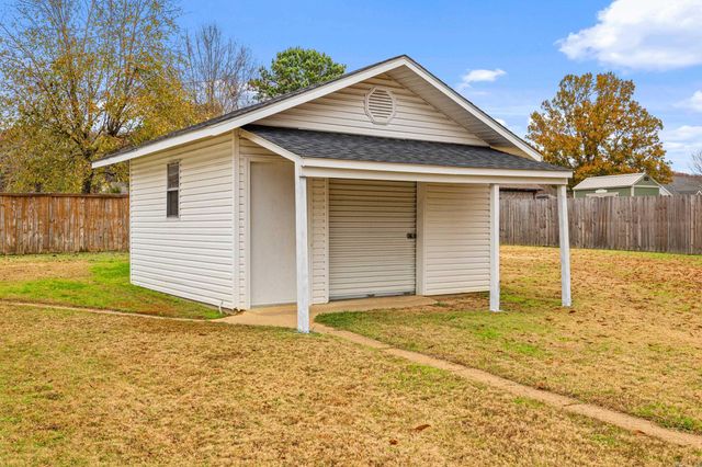 204 Oak View Drive, Cabot, AR 72023