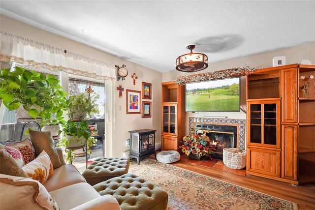 1300 Iris Street 101, Los Alamos, NM 87544