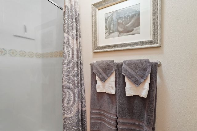 1300 Iris Street 101, Los Alamos, NM 87544